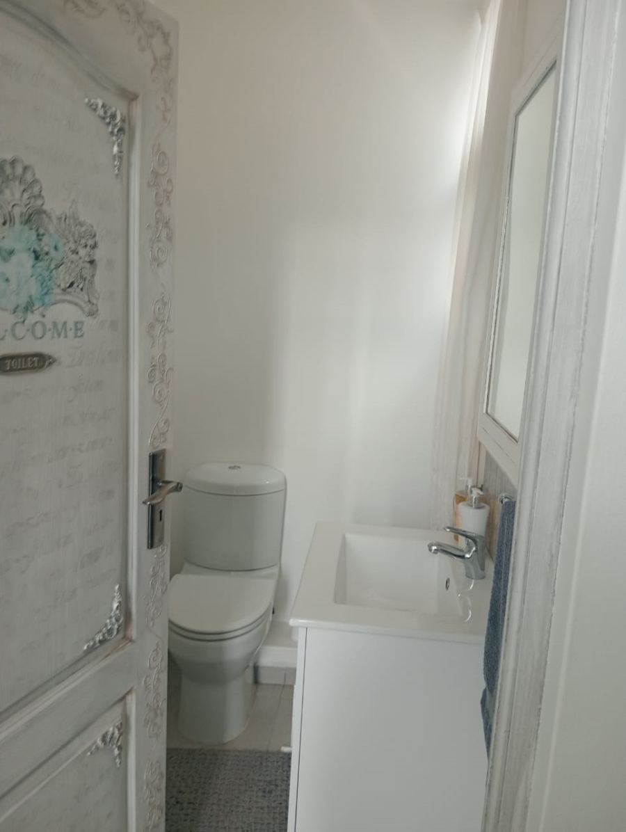3 Bedroom Property for Sale in Wavecrest Eastern Cape